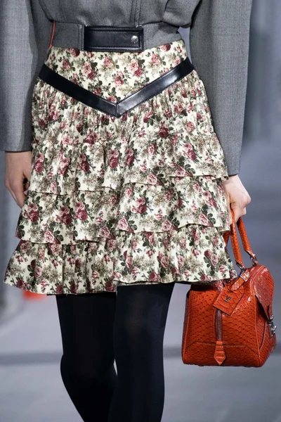 Look 73
